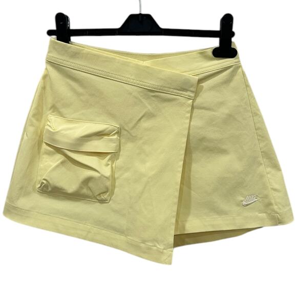 Nike Sportswear Tech Pack High-Rise Skort - Picture 7 of 8